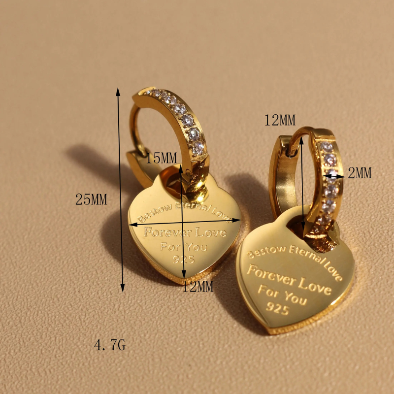 Boucles ORZEL cœur – Acier inoxydable & pendentif zircon.