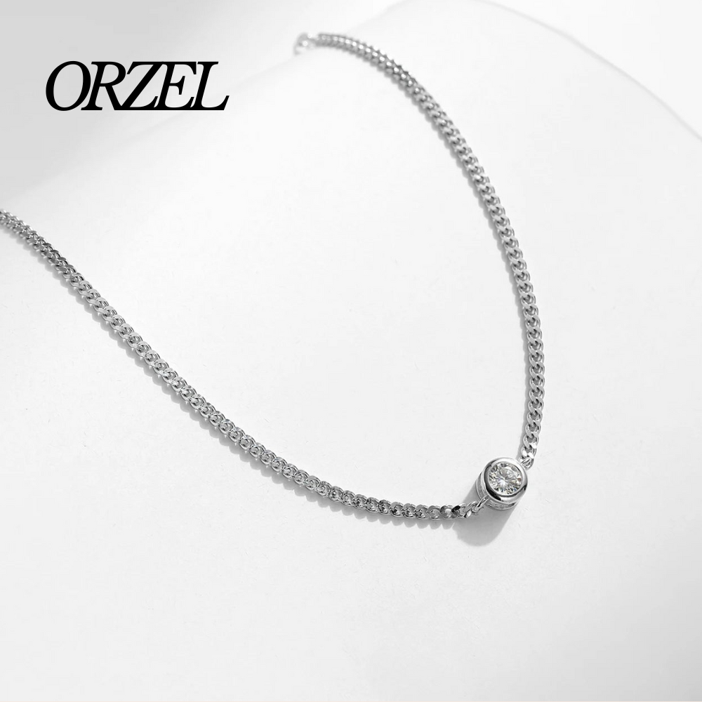 Bracelet serti lunette en argent 925 avec moissanite 0,25 ct.