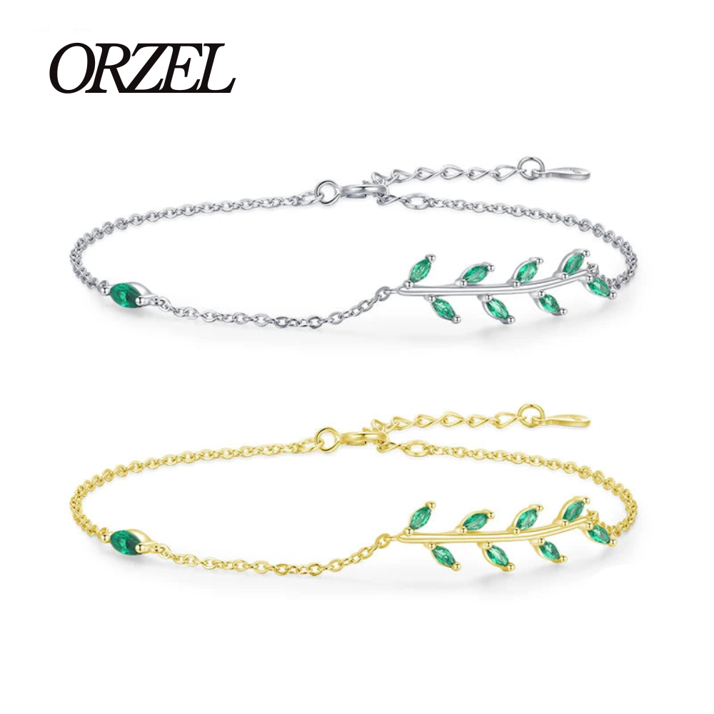 Bracelet chaîne ajustable en argent 925 avec motif feuille verte et zircone.