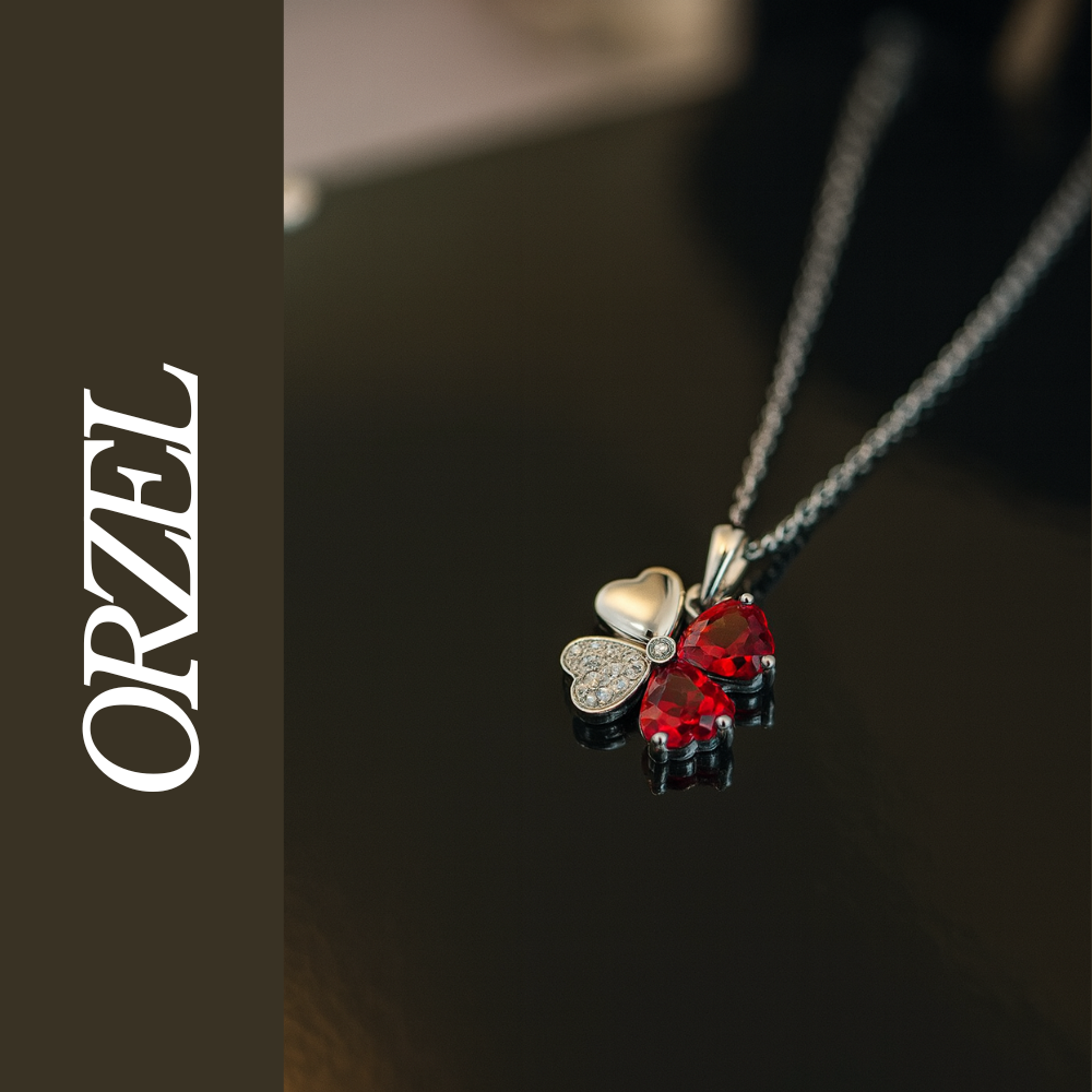 Collier Trèfle Cœur Rouge – Élégance & Chance