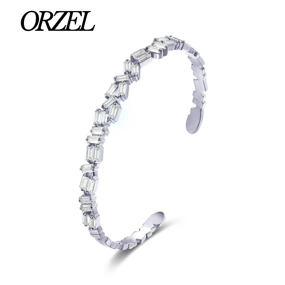 Bracelet en argent 925/ doré avec zircons scintillants.